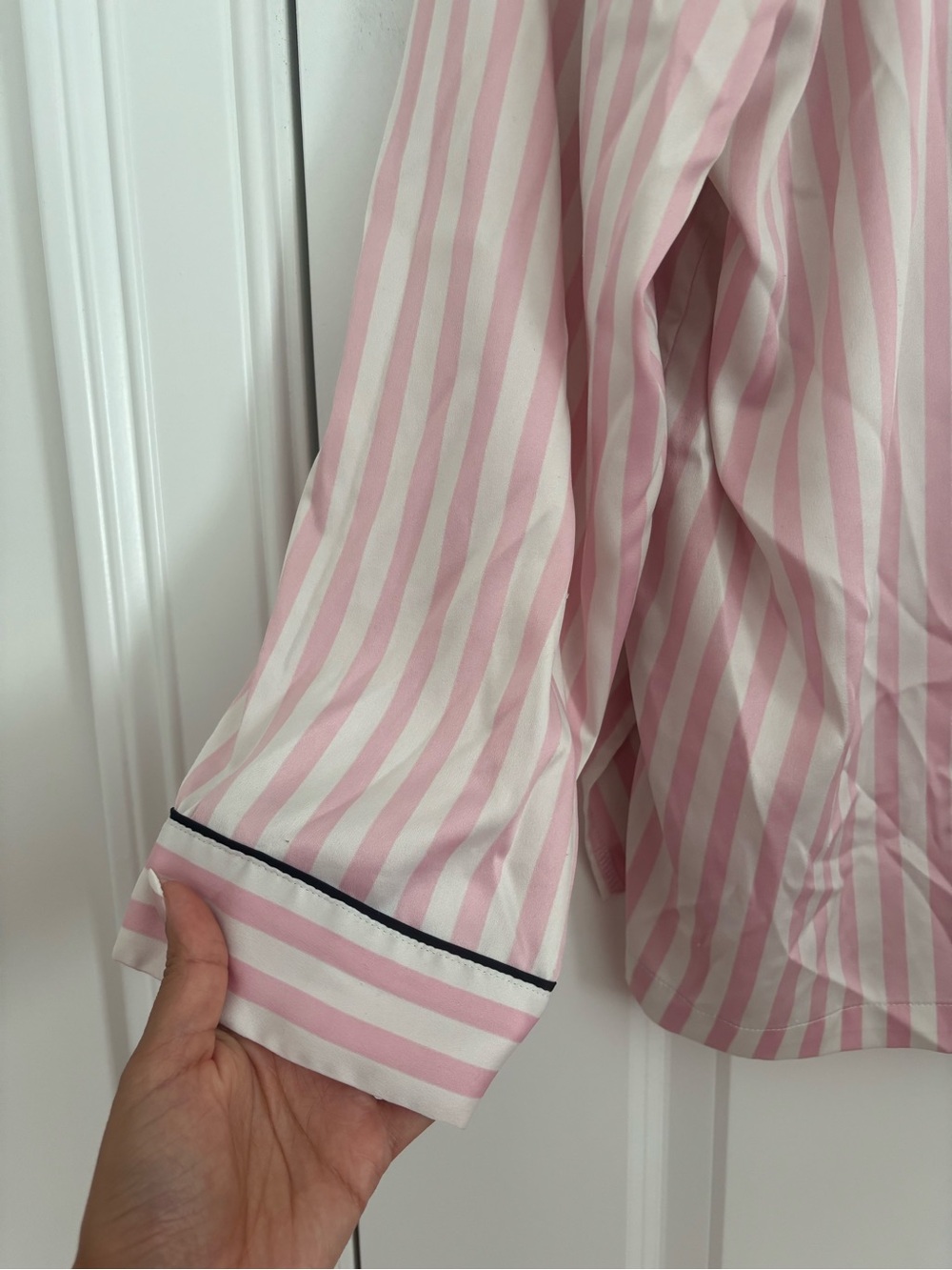 Victoria Secret Womens Pink Striped Pajama Set - Picture 10 of 10